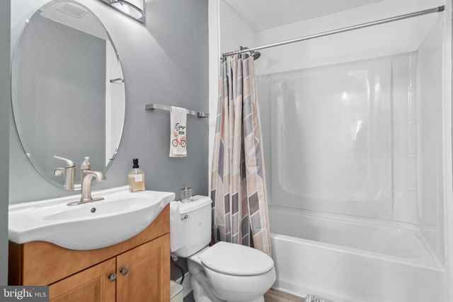 1315 W WASHINGTON ST W, Harpers Ferry, WV 25425