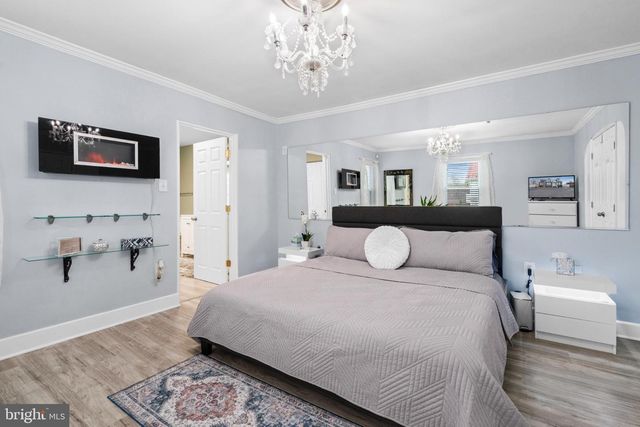 1315 W WASHINGTON ST W, Harpers Ferry, WV 25425