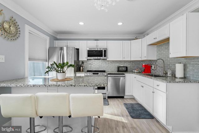 1315 W WASHINGTON ST W, Harpers Ferry, WV 25425