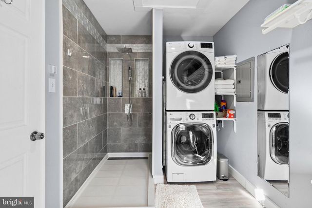 1315 W WASHINGTON ST W, Harpers Ferry, WV 25425