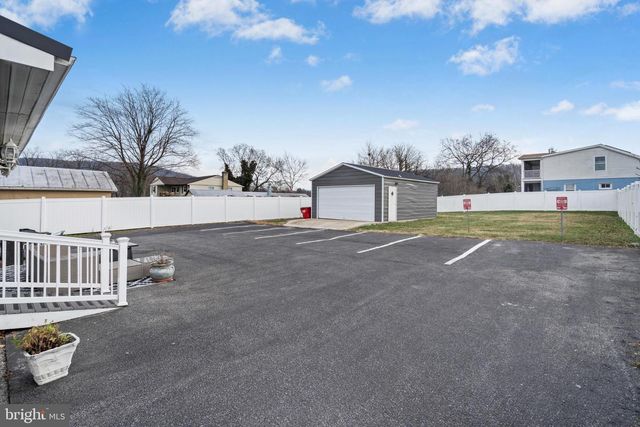 1315 W WASHINGTON ST W, Harpers Ferry, WV 25425