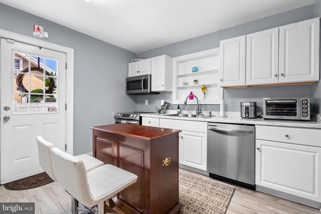 1315 W WASHINGTON ST W, Harpers Ferry, WV 25425