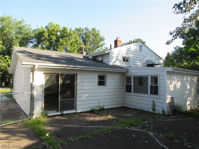 596 Terrace, Willowick, OH 44095