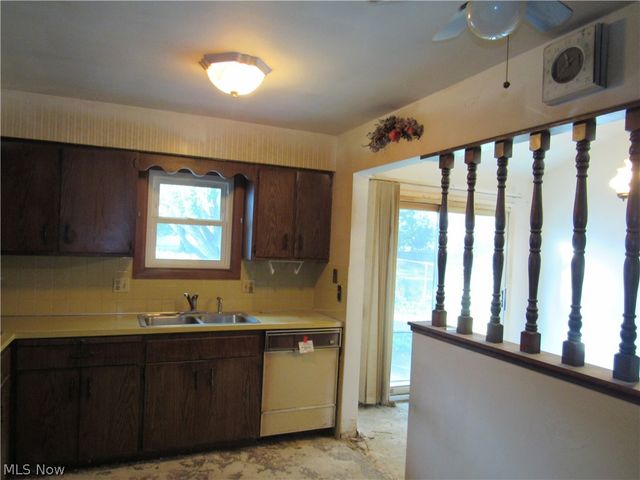 596 Terrace, Willowick, OH 44095