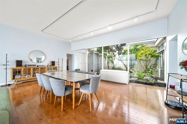 2 Horizon Road PH 2, Fort Lee, NJ 07024