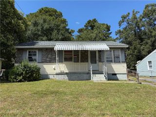 918 Rochester Drive, Fayetteville, NC 28305