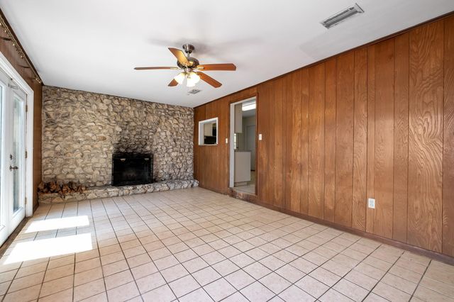 3765 Lakeview Drive, Tallahassee, FL 32310