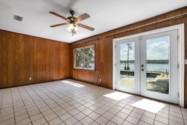 3765 Lakeview Drive, Tallahassee, FL 32310