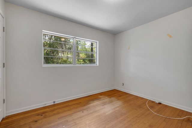 3765 Lakeview Drive, Tallahassee, FL 32310