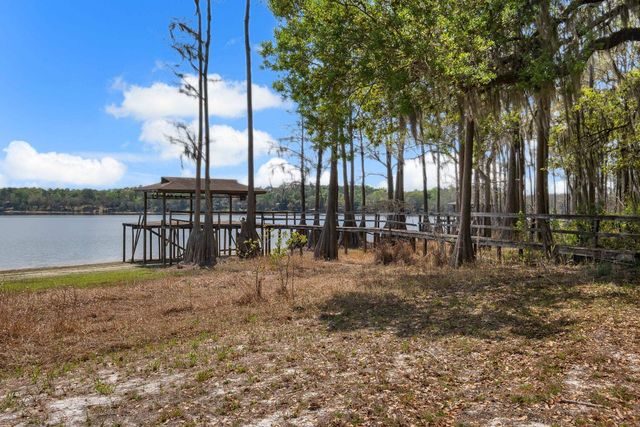 3765 Lakeview Drive, Tallahassee, FL 32310