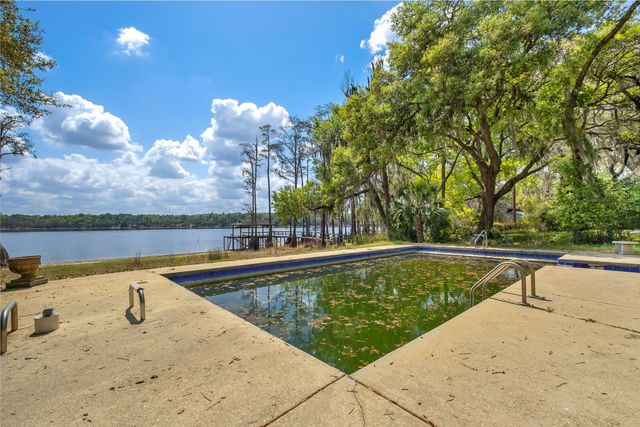 3765 Lakeview Drive, Tallahassee, FL 32310