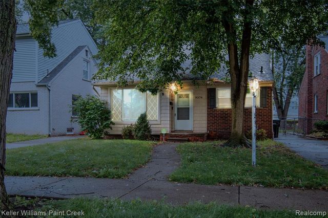 9376 Dixie, Redford, MI 48239