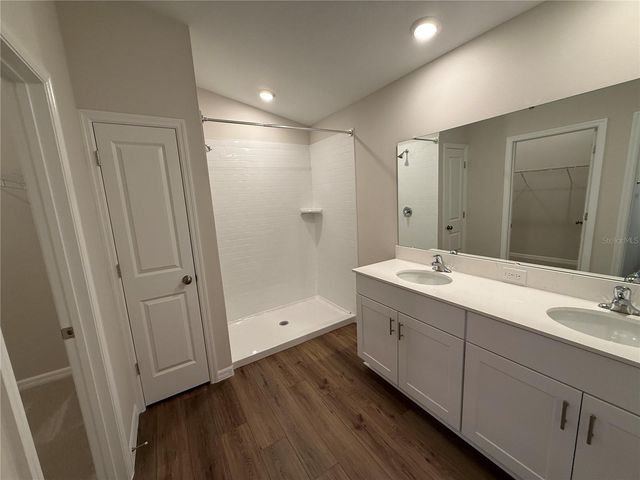 34706 BLOSSOM FALL PATH, Zephyrhills, FL 33541