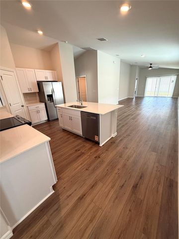 34706 BLOSSOM FALL PATH, Zephyrhills, FL 33541
