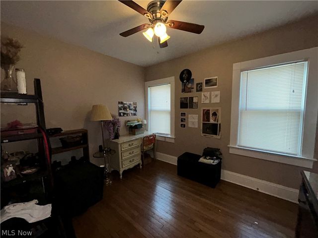 1305 W 106th Street, Cleveland, OH 44102