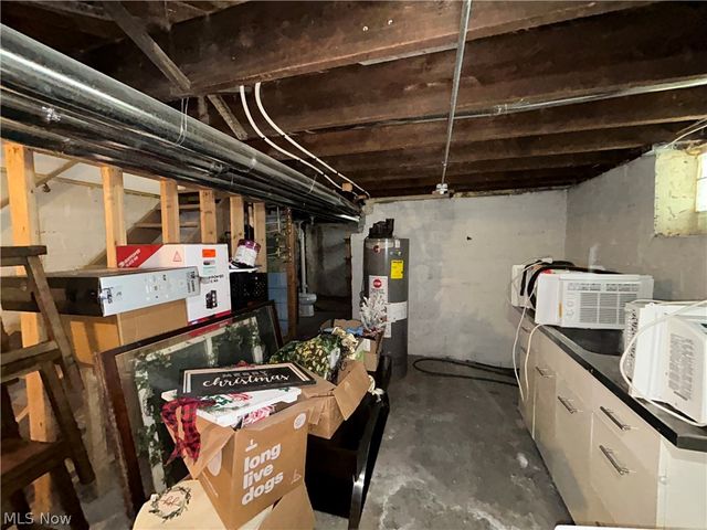 1305 W 106th Street, Cleveland, OH 44102