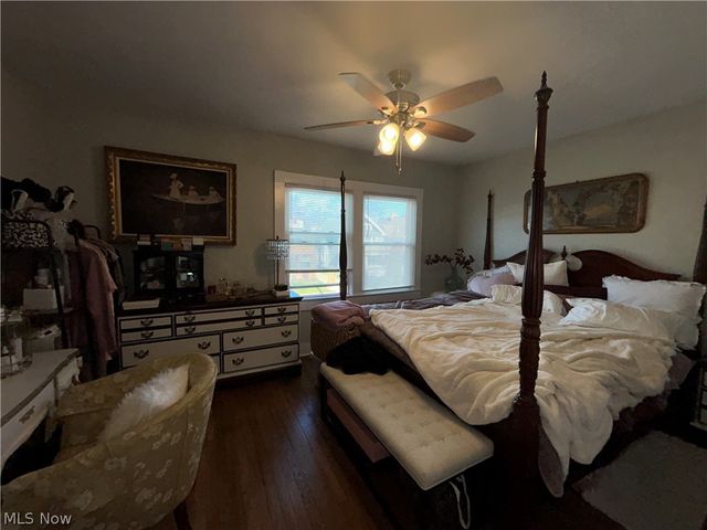 1305 W 106th Street, Cleveland, OH 44102