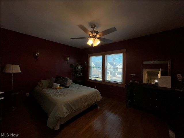 1305 W 106th Street, Cleveland, OH 44102