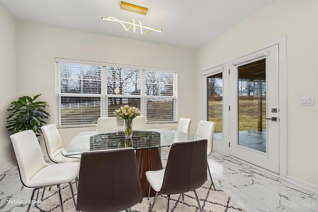 1324 Northwoods Drive, Hillsboro, OH 45133