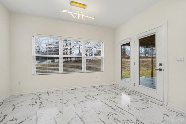 1324 Northwoods Drive, Hillsboro, OH 45133