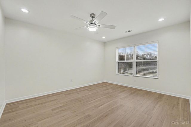 1324 Northwoods Drive, Hillsboro, OH 45133