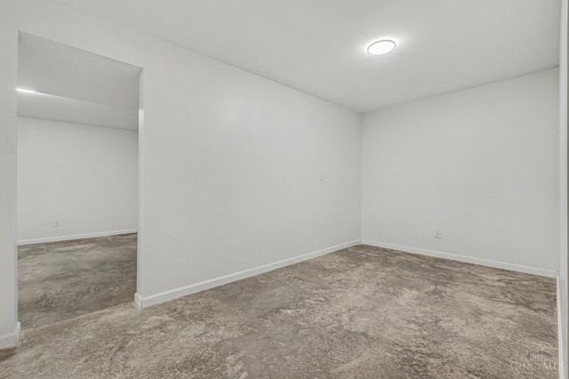 1324 Northwoods Drive, Hillsboro, OH 45133