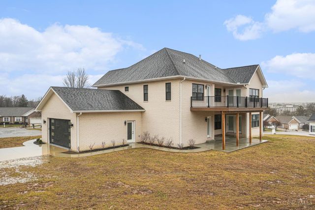 1324 Northwoods Drive, Hillsboro, OH 45133