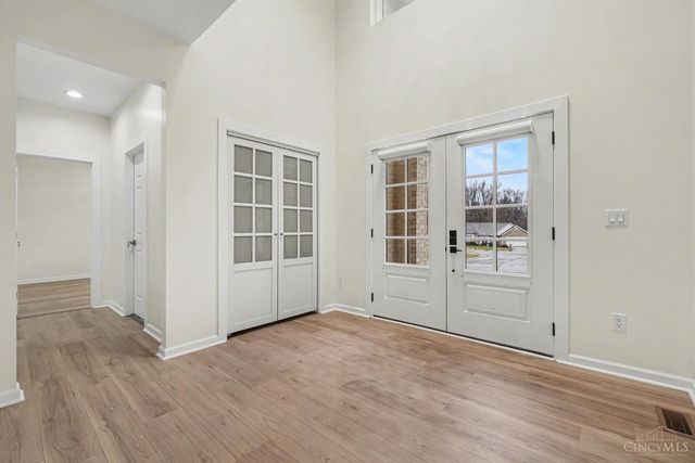 1324 Northwoods Drive, Hillsboro, OH 45133