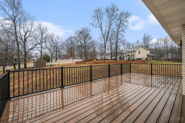 1324 Northwoods Drive, Hillsboro, OH 45133