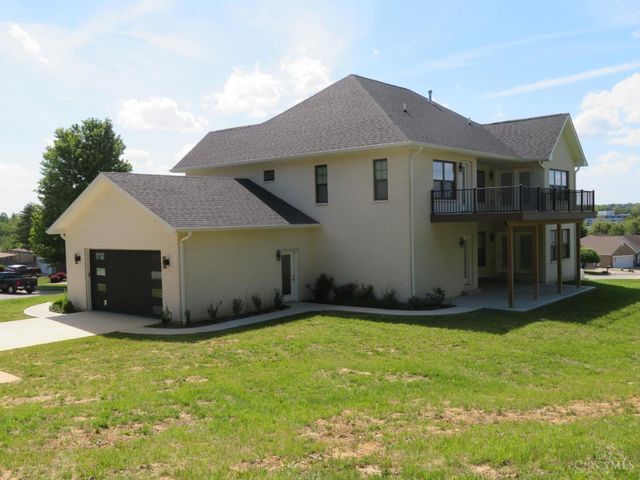 1324 Northwoods Drive, Hillsboro, OH 45133