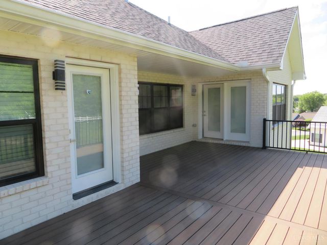 1324 Northwoods Drive, Hillsboro, OH 45133