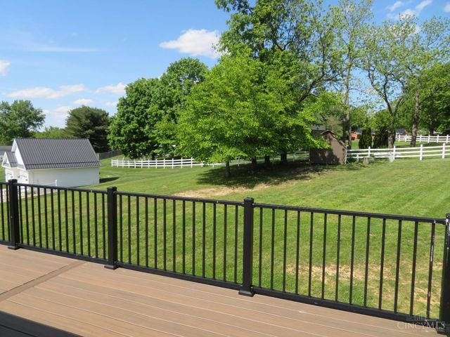 1324 Northwoods Drive, Hillsboro, OH 45133