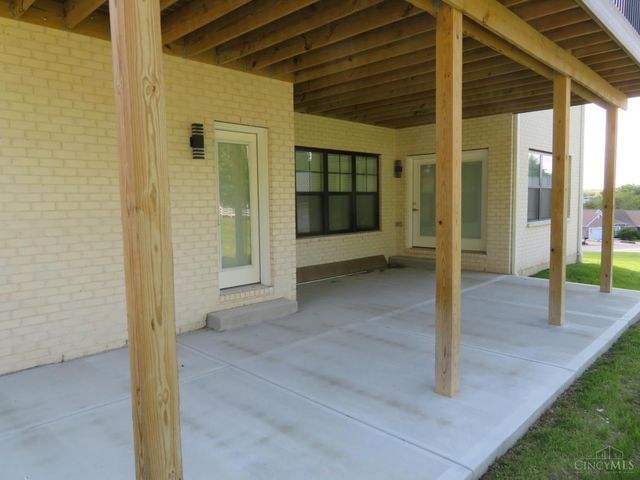 1324 Northwoods Drive, Hillsboro, OH 45133