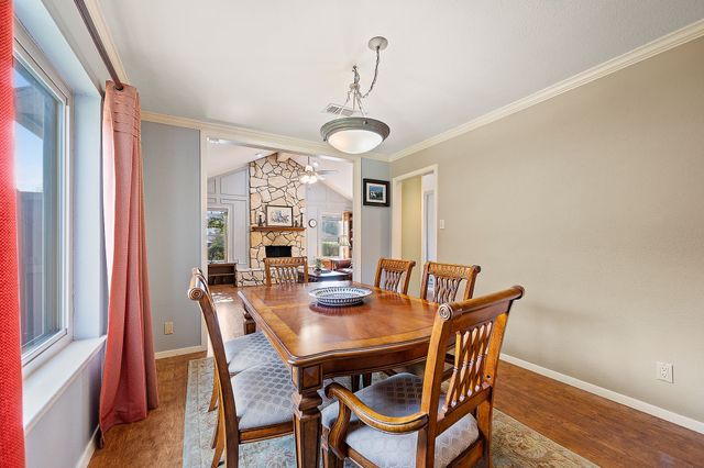 2621 Sedgeway Lane, Carrollton, TX 75006