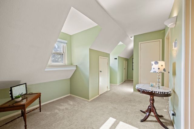 2621 Sedgeway Lane, Carrollton, TX 75006