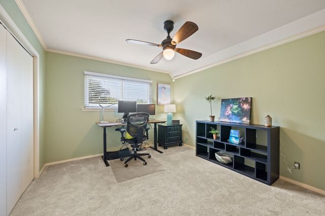 2621 Sedgeway Lane, Carrollton, TX 75006