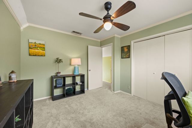 2621 Sedgeway Lane, Carrollton, TX 75006