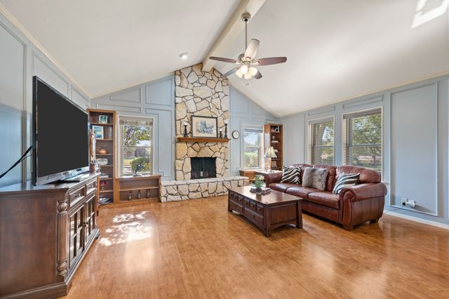 2621 Sedgeway Lane, Carrollton, TX 75006