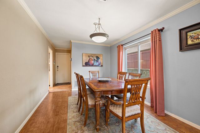 2621 Sedgeway Lane, Carrollton, TX 75006