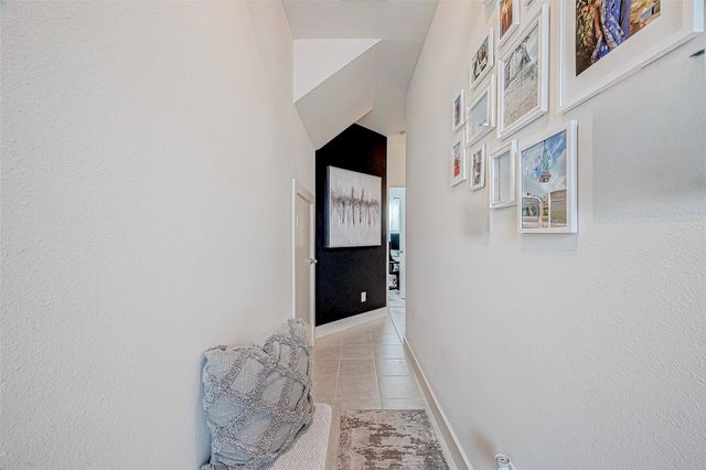6021 Cypress Street, Houston, TX 77074