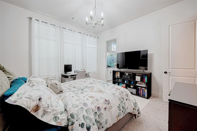 6021 Cypress Street, Houston, TX 77074