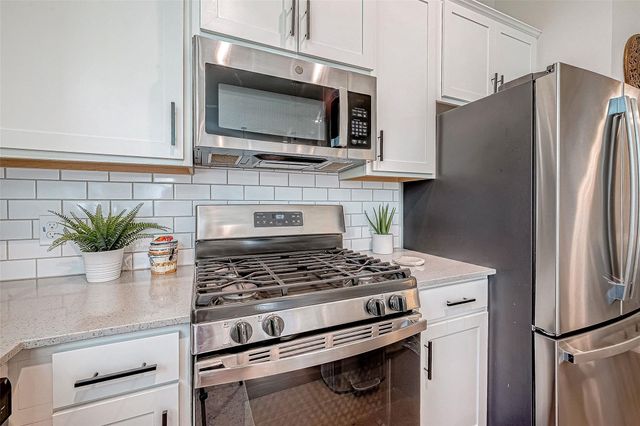 6021 Cypress Street, Houston, TX 77074