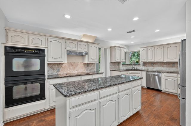 220 Priscilla Circle, New Hope, TX 75071