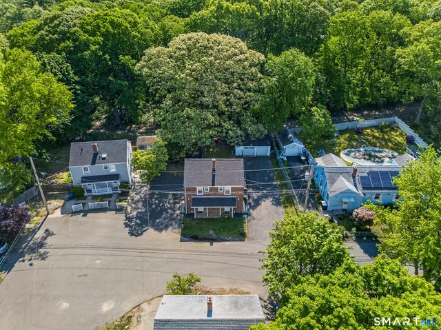 180 Dupont Place, Bridgeport, CT 06611