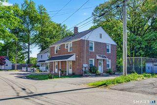 180 Dupont Place, Bridgeport, CT 06611