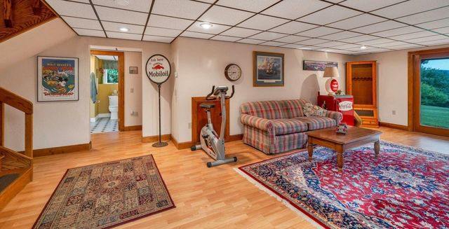 86 Corliss Hill Road, Meredith, NH 03253