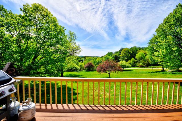 86 Corliss Hill Road, Meredith, NH 03253