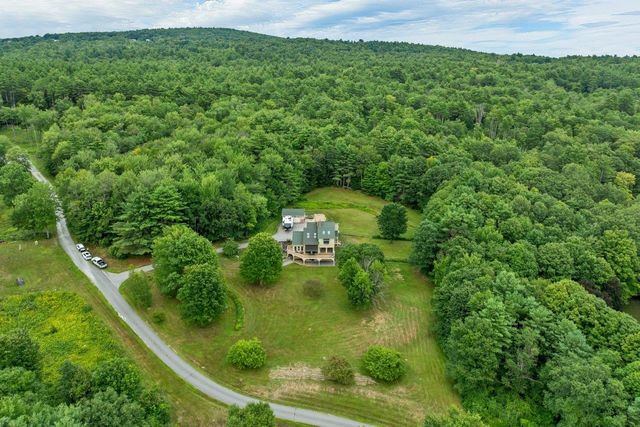 86 Corliss Hill Road, Meredith, NH 03253