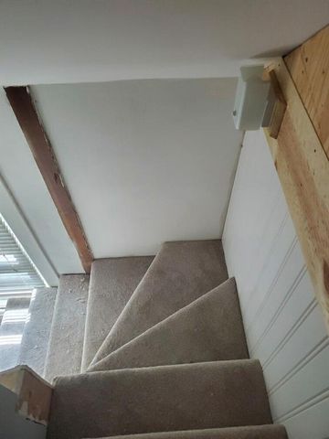 920 W 42nd Street, Kansas City, MO 64111