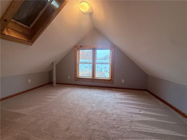 920 W 42nd Street, Kansas City, MO 64111